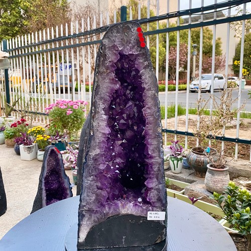 44lb natural amethyst - natural, geode