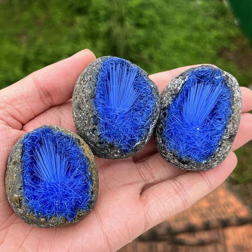 Rare blue magnetite quartz - blue,