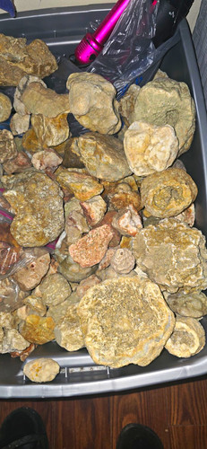 Box uncracked - box, of